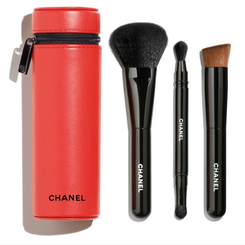 LES PINCEAUX DE CHANEL Brushes- LIMITED EDITION.